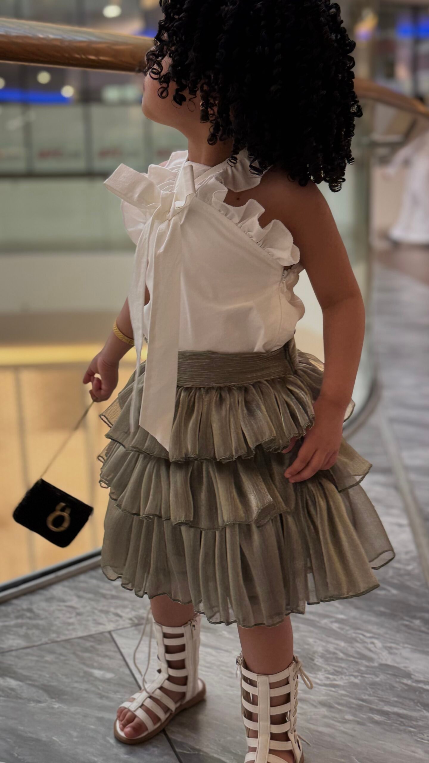 Front tie & Olive skirt