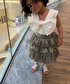 Big bow & Olive skirt