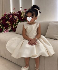 Back bow pearl dress